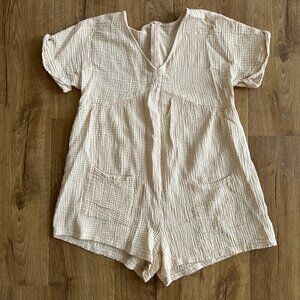 Emery Rose Cream Gauze Romper Size M | Boho Lightweight Summer Outfit